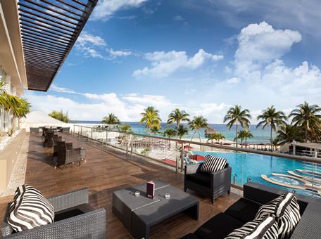 The Fives Azul Beach Resort